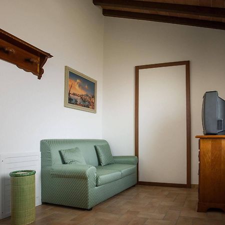 Agriturismo La Collina Del Sole Coltavolino Екстериор снимка